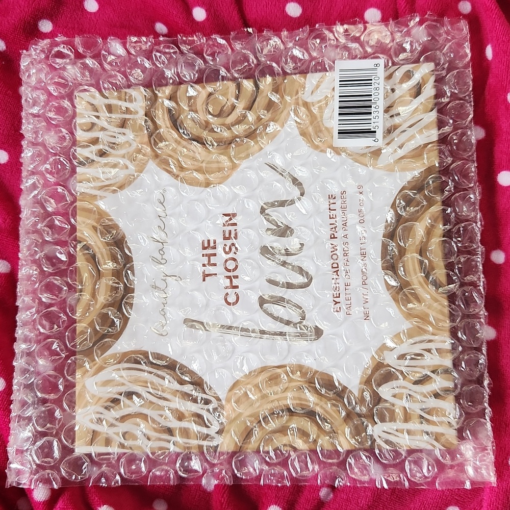 Beauty Bakerie The Chosen Bun Eyeshadow Palette - Cream and Brown - Picture 8 of 8